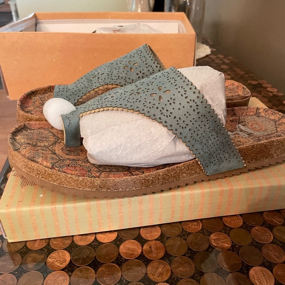 Women’s VERY G western sandals Size 10 NEW! - Picture 3 of 5